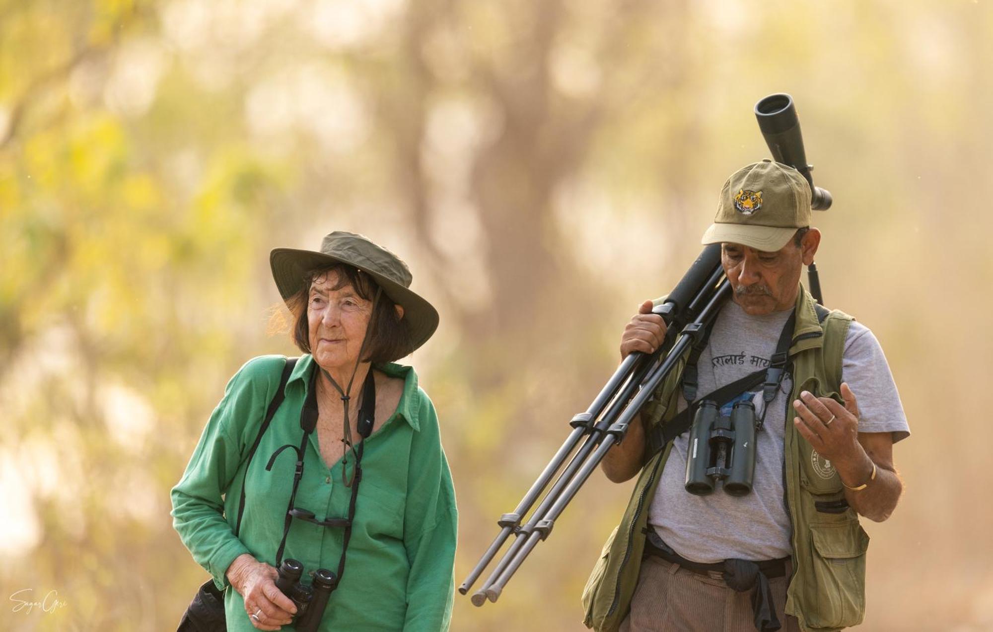 Chitwan Gaida Lodge - Animal Lovers & Birdwatchers Paradise Sauraha Esterno foto